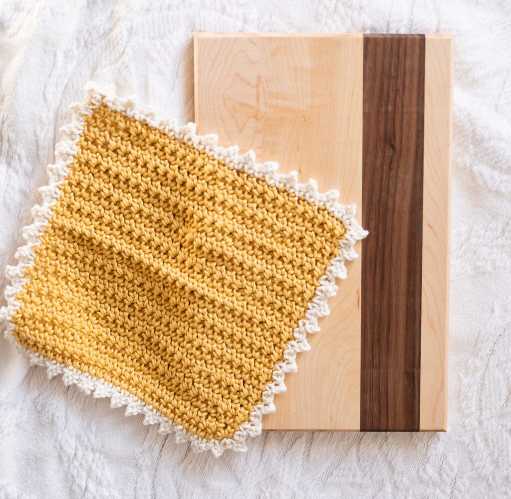 Crochet Edge Dish Towels ⋆ Dream a Little Bigger